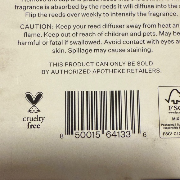 APOTHEKE Canvas Duo (candle & reed diffuser) both BRAND NEW & ready to GIFT! - Picture 12 of 12